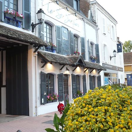Le Saint-Jacques Hotel Cloyes-sur-le-Loir Exterior photo